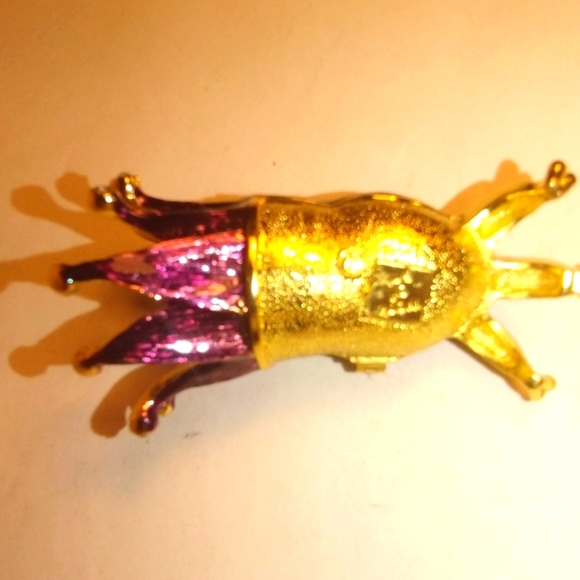 Jester Enamel Pill box. - Picture 2 of 7